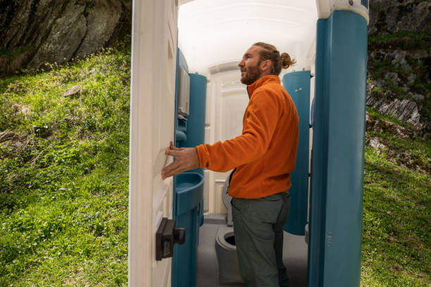 Best Porta potty rental for parties  in Fountainebleau, FL