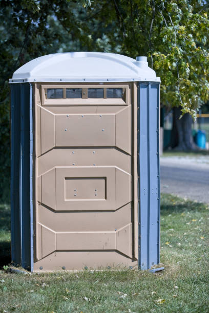 Best Sanitation services for porta potties  in Fountainebleau, FL
